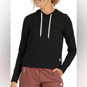 VUORI Halo Essential Hoodie Black Hooded Pullover Sweatshirt- size Large.